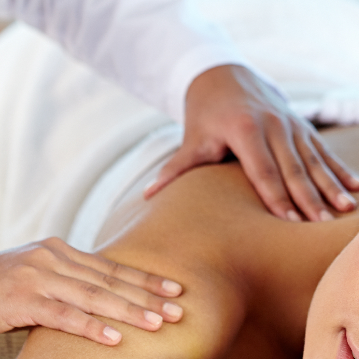 BEENOX | Massage Therapy